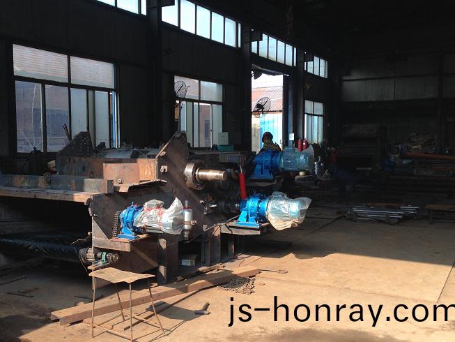 宏(hong)鑫(xin)機械(xie)