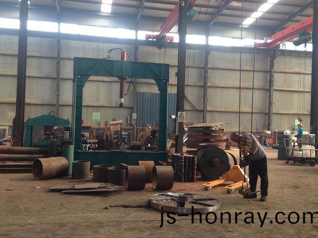 宏鑫(xin)機械(xie)